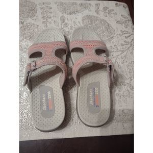 Skechers, comfortable, popular, women's sandale, brand new never worn.